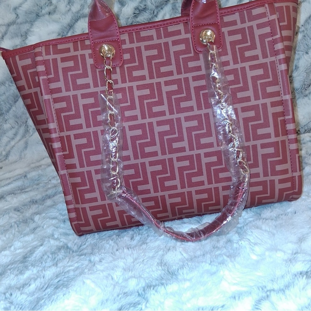 Stylish Red Patterned Tote Bag - Picture 8 of 16